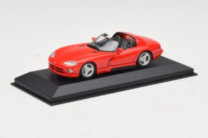 Dodge Viper RT/10 Kabriolett Punane Minichamps 1:43 430144032 Metall - pilt 2/4