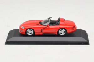 Dodge Viper RT/10 Kabriolett Punane Minichamps 1:43 430144032 Metall