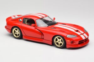Dodge Viper GTS Punane Bburago 1:18 3075 Metall - pilt 6/8
