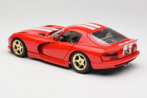 Dodge Viper GTS Punane Bburago 1:18 3075 Metall - pilt 7/8