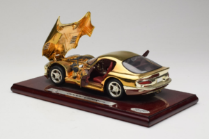Dodge Viper GTS Gold Plated 23K Maisto 1:18 GP001 Metall - pilt 5/8