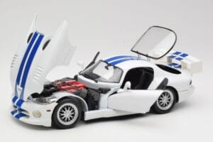 Dodge Viper GTS-R GT2 Valge 1997 Maisto 1:18 50316 Metall - pilt 2/8