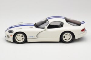 Dodge Viper GTS Stone White GT Spirit 1:18 GT940 Vaik - pilt 3/6