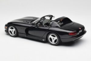 Dodge Viper RT/10 Must Bburago 1:18 3065 Metall - pilt 7/8