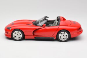 Dodge Viper RT/10 Punane Piiratud Väljaanne Bburago 1:18 3025 Metall - pilt 4/8