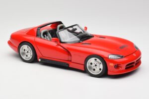 Dodge Viper RT/10 Punane Piiratud Väljaanne Bburago 1:18 3025 Metall - pilt 6/8