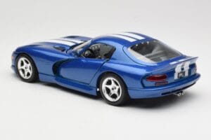 Dodge Viper GTS SR II Sinine Valgete Triipudega Bburago 1:18 3330 Metall - pilt 7/8