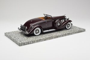 Duesenberg SJN Convertible Coupe Bordeaux Minichamps 1:18 107150331 Metall - pilt 5/6