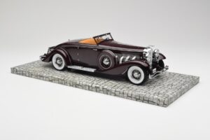 Duesenberg SJN Convertible Coupe Bordeaux Minichamps 1:18 107150331 Metall - pilt 6/6