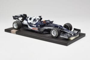 AlphaTauri AT02 #22 Y. Tsunoda Bahrain GP 2021 Minichamps 1:18 117210122 Metall - pilt 4/6