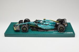 Aston Martin AMR22 #5 S. Vettel Last Race Abu Dhabi GP 2022 Minichamps 1:18 147222205 Vaik