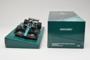 Aston Martin AMR22 #5 S. Vettel Last Race Abu Dhabi GP 2022 Minichamps 1:18 147222205 Vaik - pilt 6/7