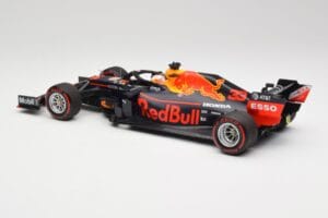 Aston Martin Red Bull Racing RB15 #33 M. Verstappen F1 2019 Minichamps 1:18 110190033 Metall - pilt 5/7