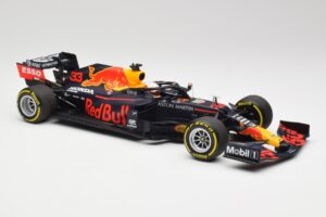Aston Martin Red Bull Racing RB16 #33 M. Verstappen Abu Dhabi GP Winner 2020 Minichamps 1:18 110201733 Metall - pilt 4/7