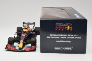 Aston Martin Red Bull Racing RB16 #33 M. Verstappen Abu Dhabi GP Winner 2020 Minichamps 1:18 110201733 Metall - pilt 6/7