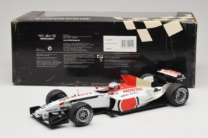 BAR Honda 005 #16 J. Button F1 2003 Minichamps 1:18 100030017 Metall - pilt 6/6