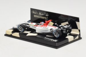 BAR 006 Honda #10 T. Sato BAR Honda F1 Team 2004 Minichamps 1:43 400040010 Metall - pilt 3/5