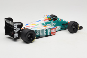 Benetton B186 #20 G. Berger F1 1986 Minichamps 1:18 80439418130 Metall - pilt 2/6