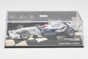 BMW Sauber F1.08 #4 R. Kubica Showcar 2008 Minichamps 1:43 400080084 Metall - pilt 5/5