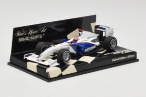 BMW Sauber F1.09 #4 R. Kubica Showcar 2009 Minichamps 1:43 400090075 Metall - pilt 2/5