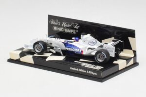 BMW Sauber F1.06 J. Villeneuve Showcar F1 2006 Minichamps 1:43 400060087 Metall - pilt 2/5