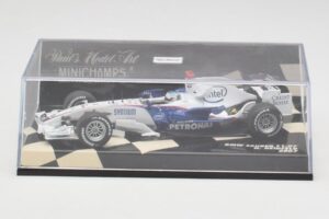 BMW Sauber F1.07 #3 N. Heidfeld Race Car 2007 Minichamps 1:43 400070009 Metall - pilt 5/5