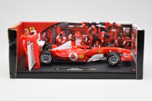Ferrari F2003-GA F1 Constructors World Champions 2003 Hot Wheels 1:18 G3764 Metall - pilt 6/7