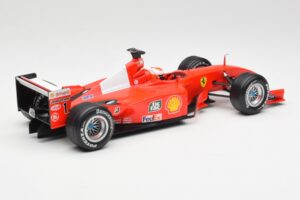 Ferrari F2001 #1 M. Schumacher F1 World Champion 2001 Punane Hot Wheels 1:18 50202 Metall - pilt 2/6
