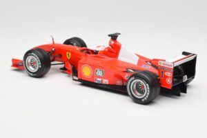 Ferrari F2001 #1 M. Schumacher F1 World Champion 2001 Punane Hot Wheels 1:18 50202 Metall - pilt 5/6