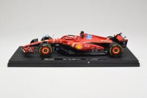 Ferrari SF-24 #16 C. Leclerc Emilia Romagna Grand Prix 2024 Bburago 1:18 18-16821-L-IMOLA-SHOWCASE Metall - pilt 3/7