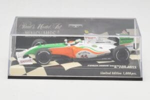 Force India Mercedes VJM02 #21 G. Fisichella Showcar 2009 Minichamps 1:43 400090091 Metall - pilt 5/5