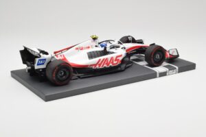 Haas VF-22 #47 M. Schumacher Brazilian GP 2022 Minichamps 1:18 117222147 Vaik - pilt 3/7
