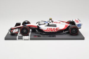 Haas VF-22 #47 M. Schumacher Brazilian GP 2022 Minichamps 1:18 117222147 Vaik