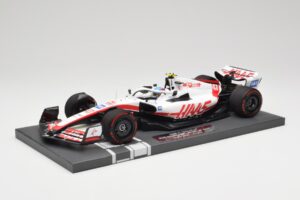 Haas VF-22 #47 M. Schumacher British GP 2022 Minichamps 1:18 117221047 Vaik - pilt 2/7