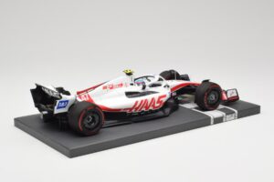 Haas VF-22 #47 M. Schumacher British GP 2022 Minichamps 1:18 117221047 Vaik - pilt 3/7