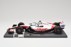 Haas VF-22 #47 M. Schumacher British GP 2022 Minichamps 1:18 117221047 Vaik