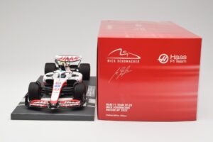 Haas VF-22 #47 M. Schumacher British GP 2022 Minichamps 1:18 117221047 Vaik - pilt 6/7
