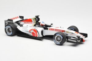 Honda RA106 Honda Racing Team J. Button F1 Showcar 2006 Minichamps 1:18 BUTTON001 Metall - pilt 4/6