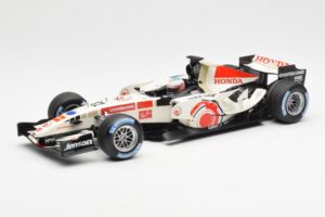 Honda Racing Team RA106 #12 J. Button F1 2006 Minichamps 1:18 100060012 Metall