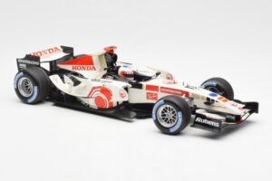 Honda Racing Team RA106 #11 R. Barrichello F1 2006 Minichamps 1:18 100060011 Metall - pilt 4/6
