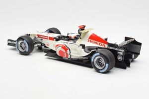 Honda Racing Team RA106 #11 R. Barrichello F1 2006 Minichamps 1:18 100060011 Metall - pilt 5/6