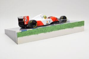 McLaren Ford MP4/8 #8 A. Senna Winner Australian GP 1993 Minichamps 1:18 543933838 Metall - pilt 3/7