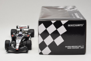 McLaren MP4/19 Mercedes D. Coulthard F1 2004 Minichamps 1:18 530041805 Metall - pilt 6/7