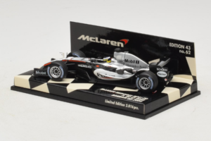 McLaren MP4-20 Mercedes P. de la Rosa F1 2005 Minichamps 1:43 530054315 Metall - pilt 3/5