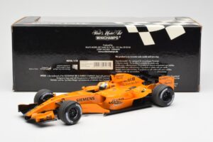 McLaren MP4-21 Mercedes #4 J.P. Montoya Interim Livery 2006 Minichamps 1:18 530061874 Metall - pilt 6/6
