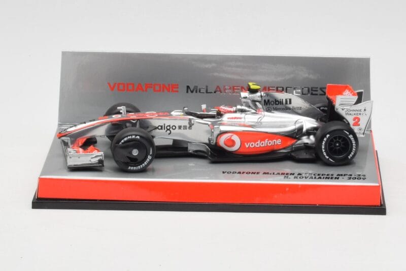 McLaren Mercedes MP4-24 #2 H. Kovalainen Race Car 2009 Minichamps 1:43 503094302 Metall