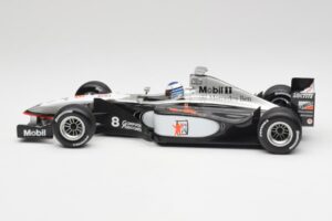 McLaren MP4/13 #8 M. Hakkinen F1 World Champion 1998 Minichamps 1:18 18690008 Metall - pilt 3/7