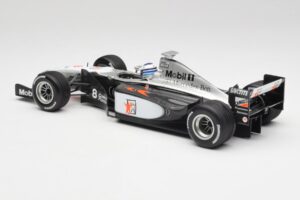 McLaren MP4/13 #8 M. Hakkinen F1 World Champion 1998 Minichamps 1:18 18690008 Metall - pilt 5/7