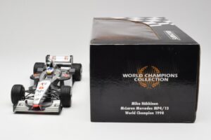 McLaren MP4/13 #8 M. Hakkinen F1 World Champion 1998 Minichamps 1:18 18690008 Metall - pilt 7/7