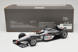 McLaren MP4-15 #2 D. Coulthard F1 2000 Minichamps 1:18 B66962118 Metall - pilt 6/6